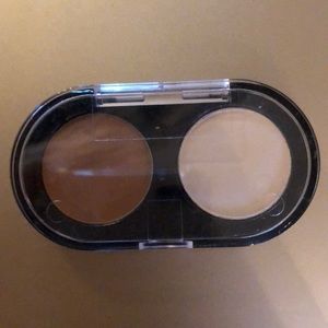 Bobbi Brown Concealer and Powder Duo